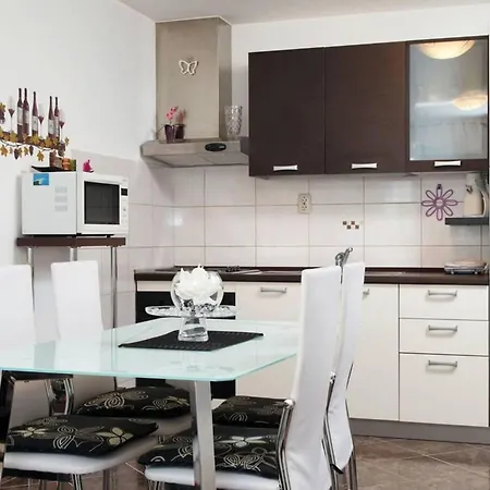 Stanic - Ein Zuhause Fern Von Zu Hause By Interhome *